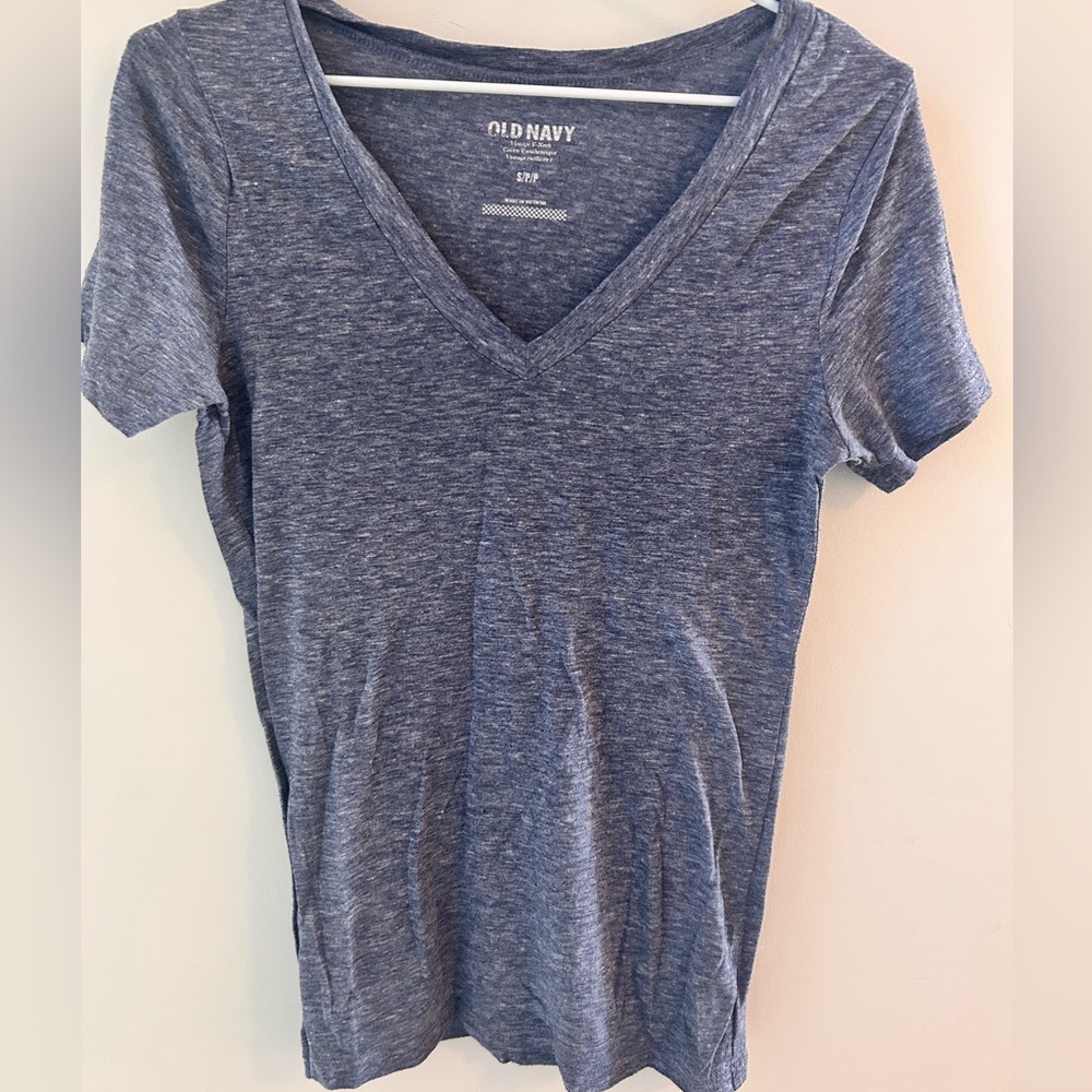 Old Navy Heathered Blue V-Neck Tee